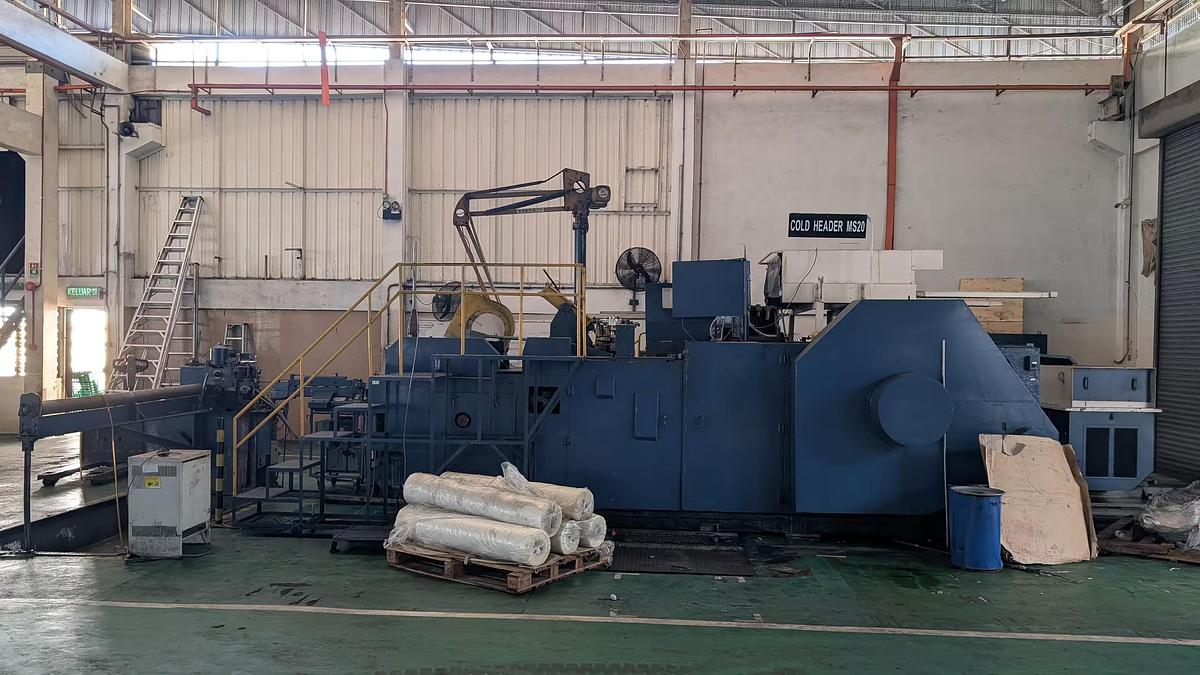 Used Sakamura MS-20 450T Cold Header Machine Year 2008