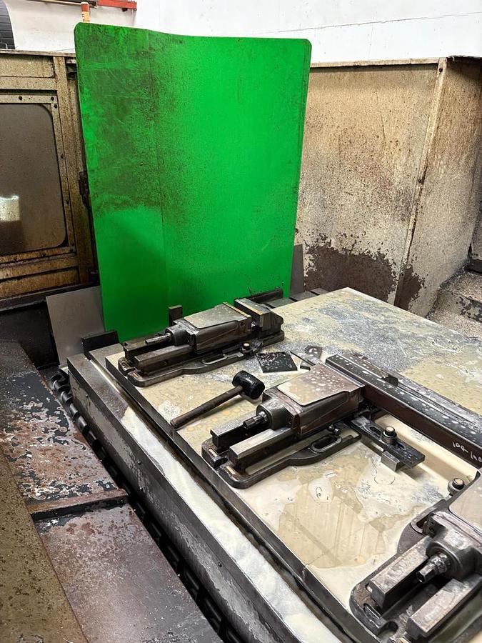 Used Dahlih DCM-2213 Double Column Machining Center Year 2008 