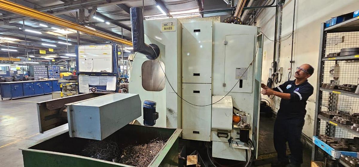 Used Biglia Smart Turn 1200 CNC Lathe Year 2005