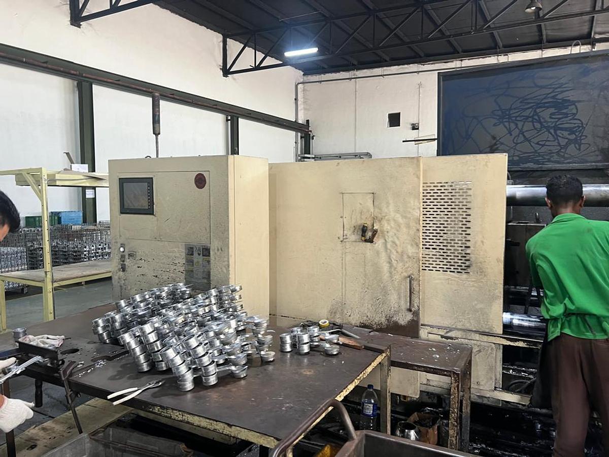 Used Toshiba DC350 J-SX Die Casting Machine Year 2010