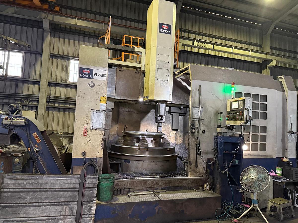 Used Honor VL-160C Vertical Turning Lathe Year 2015