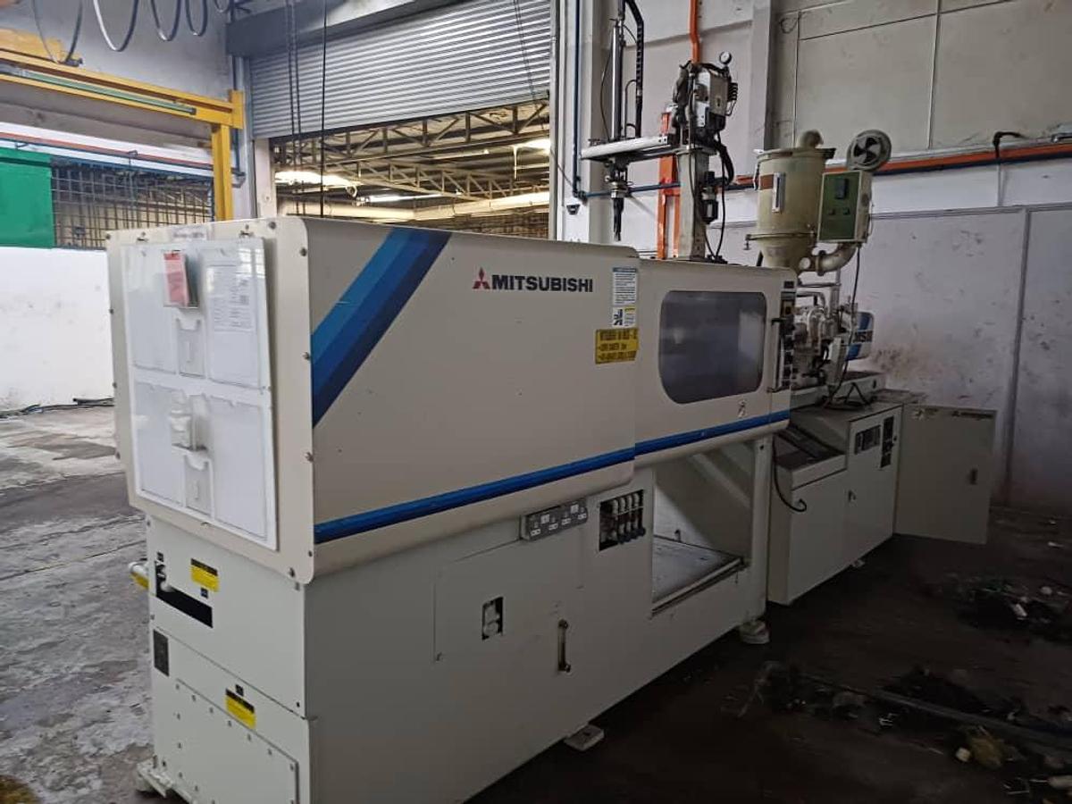 Used Mitsubishi 100MS3-5 Injection Molding Machine 100T Year 1999