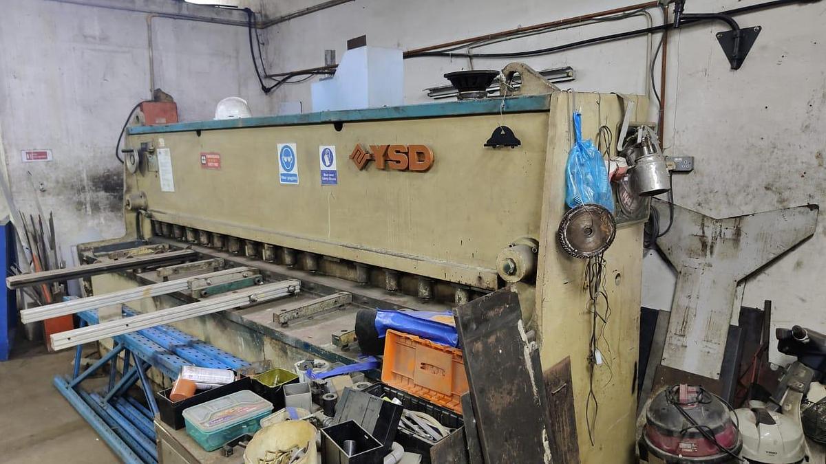 Used YSD Shearing Machine
