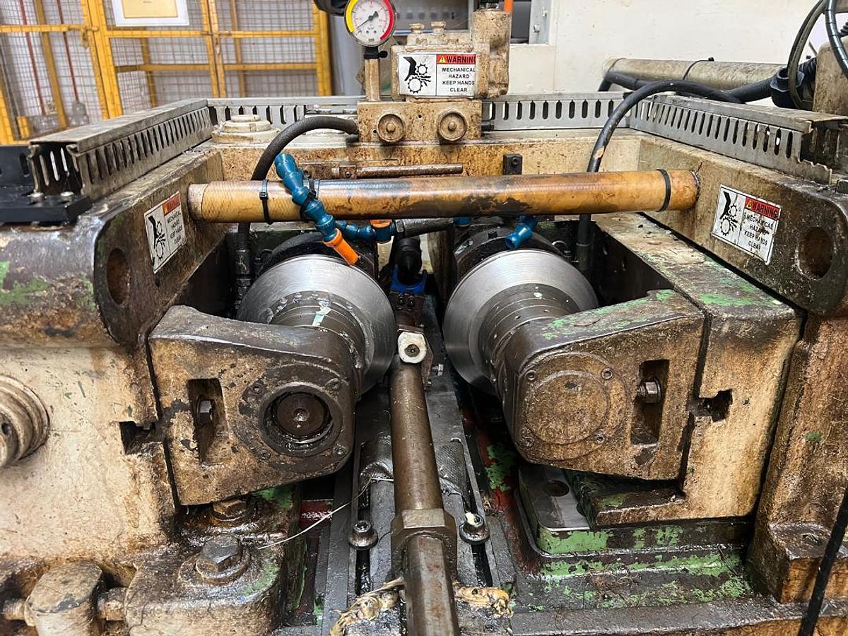 Used PEE WEE P20U Thread Rolling Machine