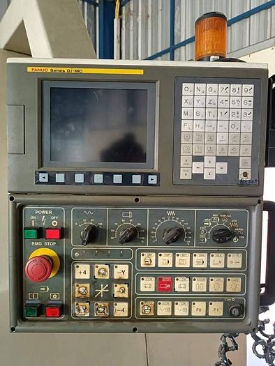 Used EXTRON Vertical Machining Center Year 2005