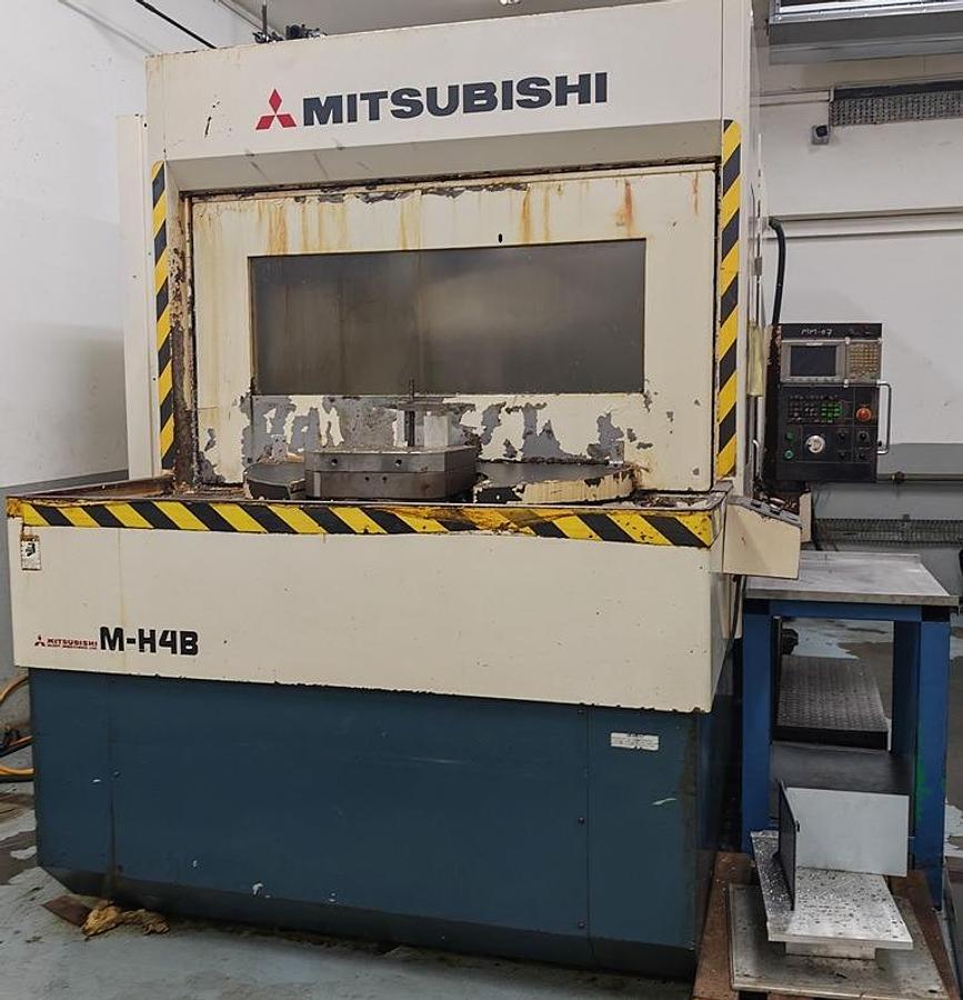 Used Mitsubishi Horizontal M-H4B CNC Horizontal Machining Center Year 1996