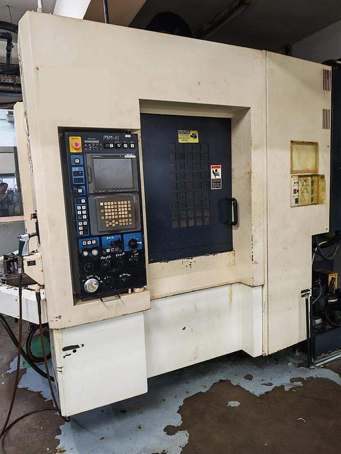 Used Makino S33 CNC Vertical Machining Center Year 2005