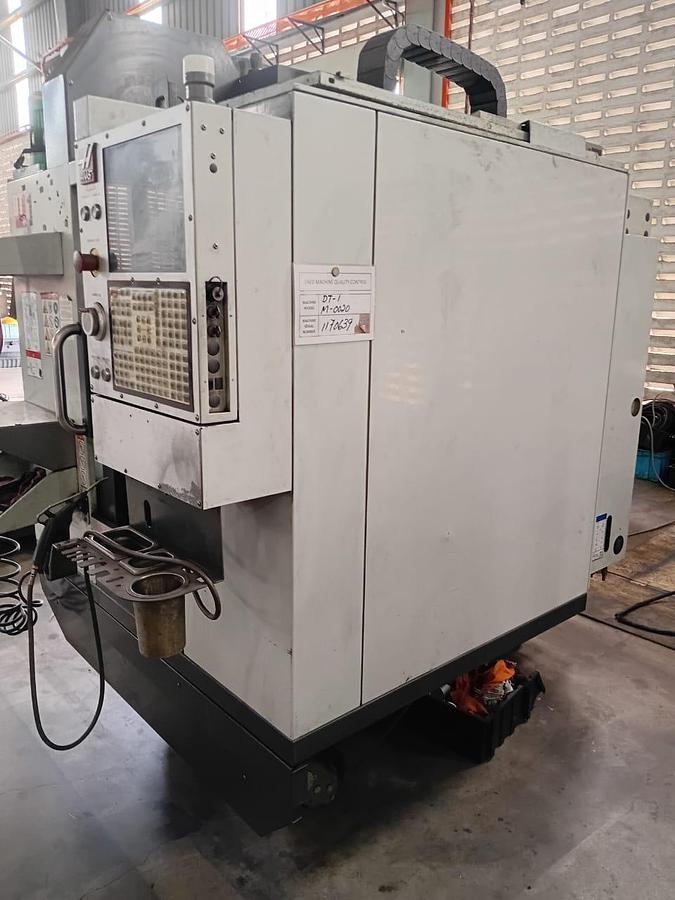 Used HAAS DT-1 Vertical Maching Center Year 2020