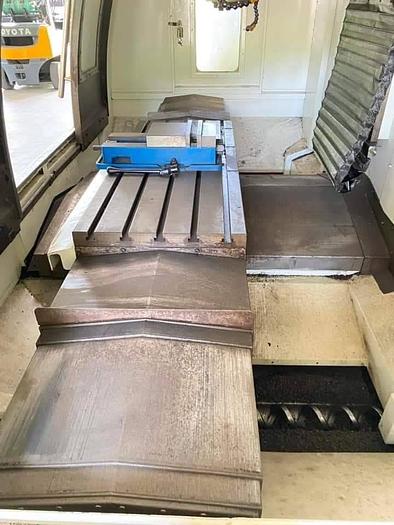 Used EXTRON Vertical Machining Center Year 2005