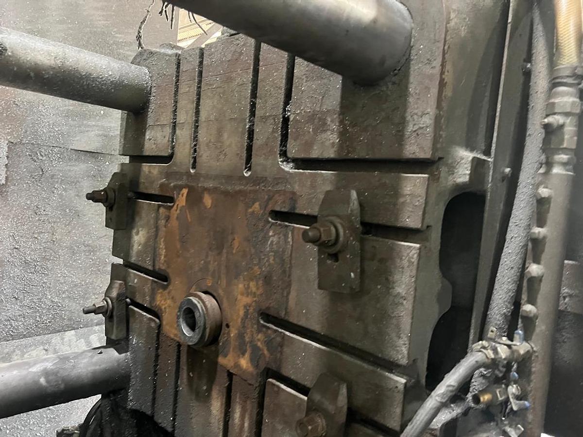 Used TOYO 350T Model BD-350V3-CM Year 2000 Die Casting Machine