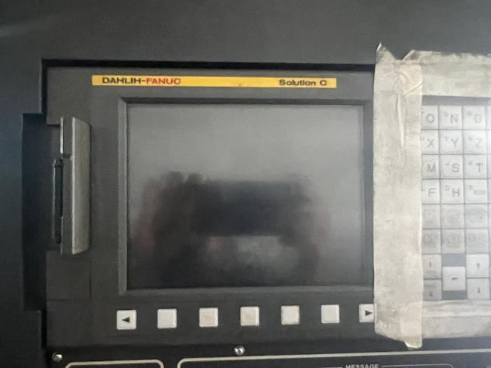 Used Year 2014 Dahlih MCV 860 CNC Milling Machine