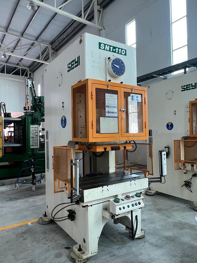 Used Seyi SN1-110 Stamping Press Year 2017