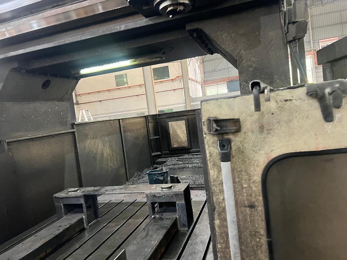 Used Hartford HB-3190A CNC Double Column Machining Center Year 2006
