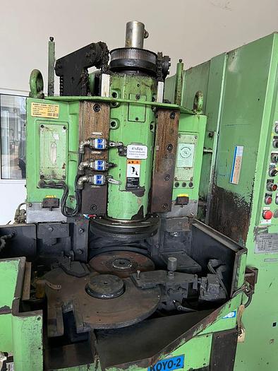 Used KOYO KVD-300C Cylindrical Grinder 