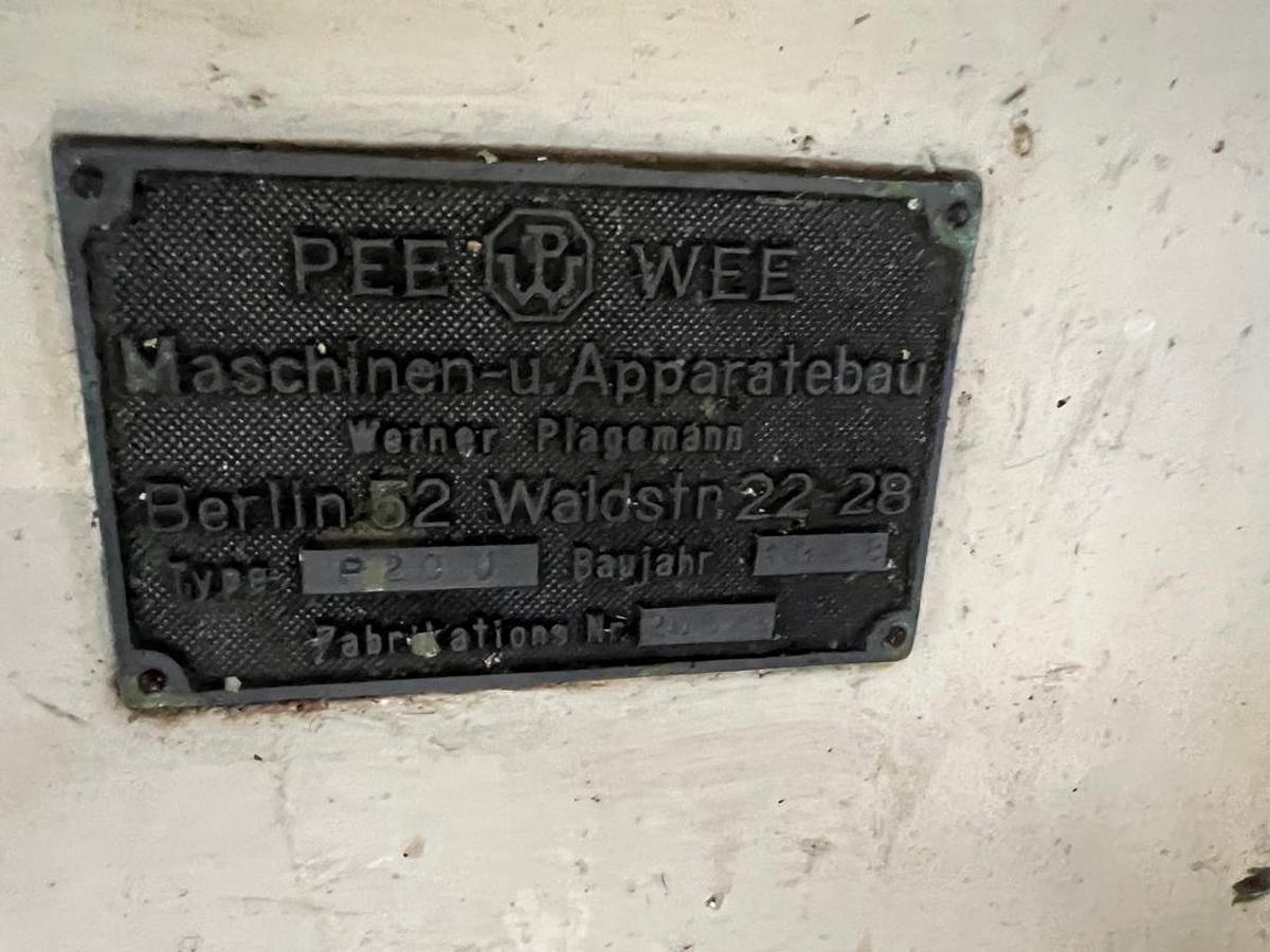 Used PEE WEE P20U Thread Rolling Machine