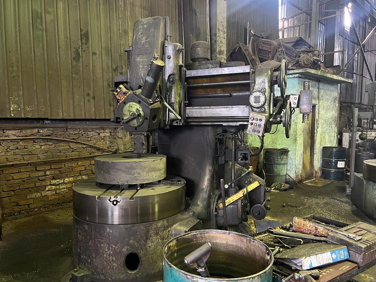 Used Webster Bennet Vertical Turning Lathe 1200mm