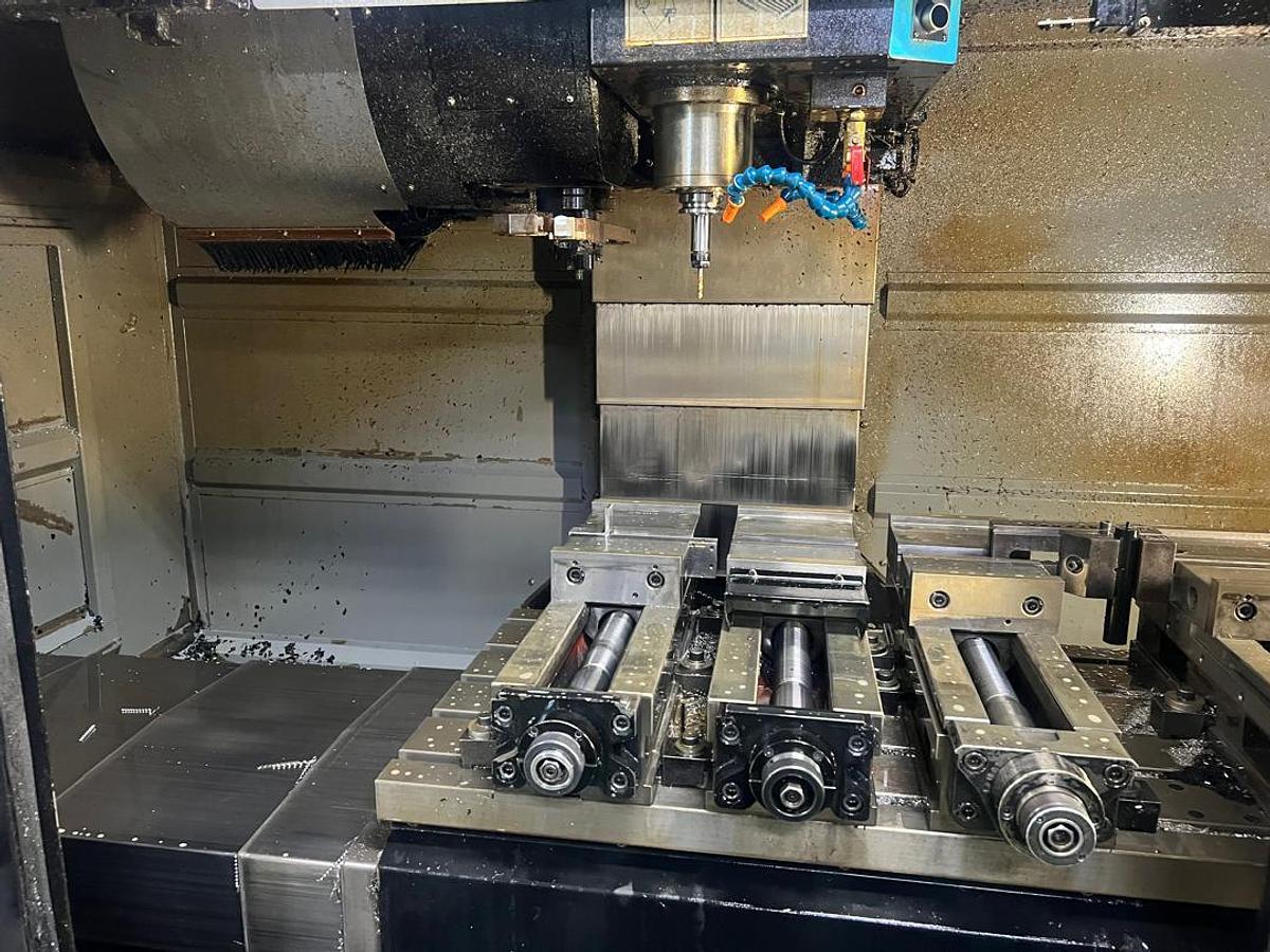 Used Hurco VM20i Vertical Machining Center Year 2018
