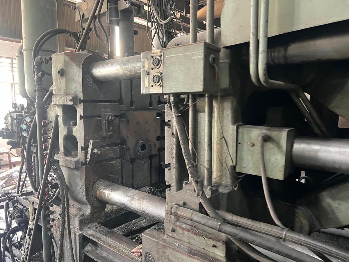 Used Toyo BD-350V2-CW Die Casting Machine Year 1994