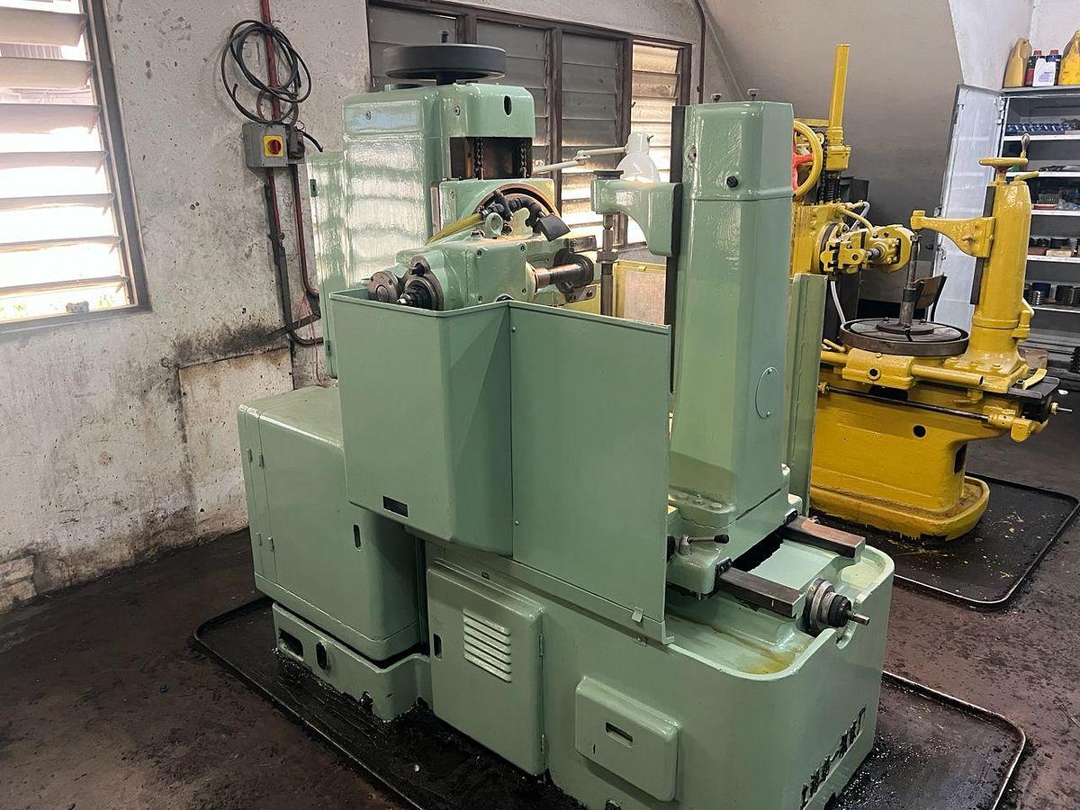 Used Japanese Gear Hobbing Machine