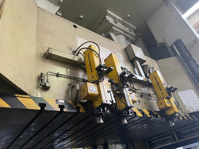 Used Hitachi Zosen Fukui 800T Stamping Press