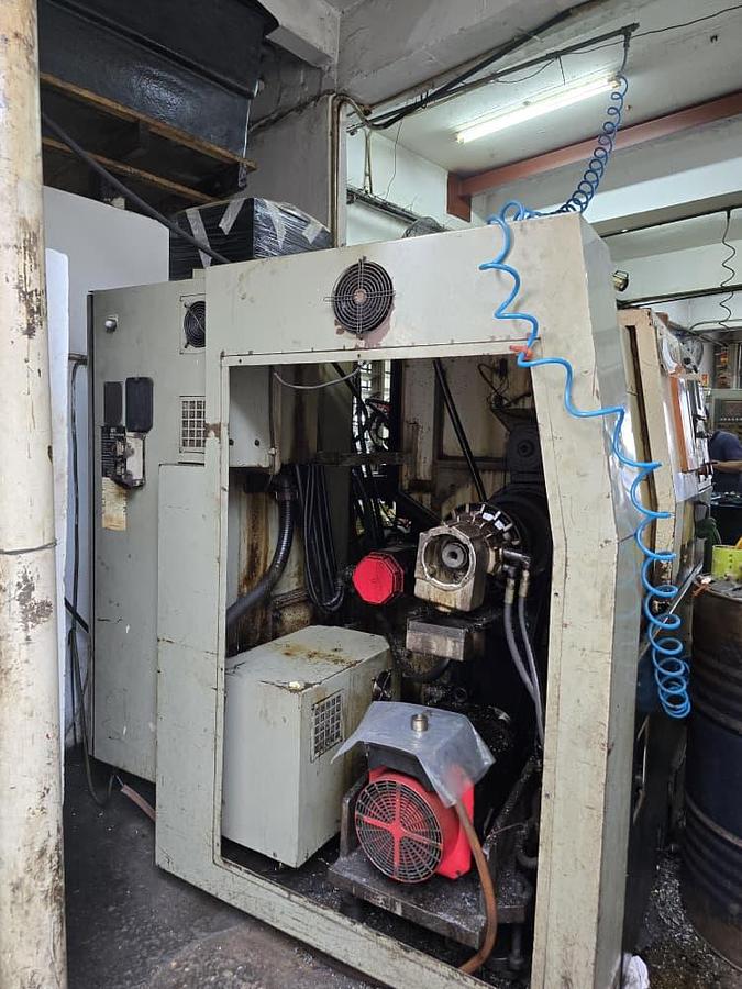 Used Victor VT Plus-20 CNC Lathe