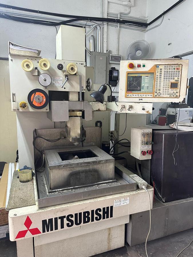 Used Mitsubishi W21RA Wire Cutting EDM Year 1999