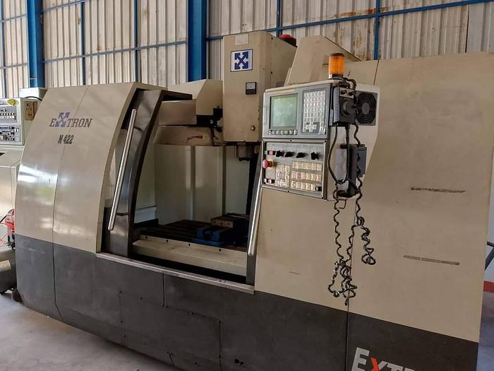 Used EXTRON Vertical Machining Center Year 2005