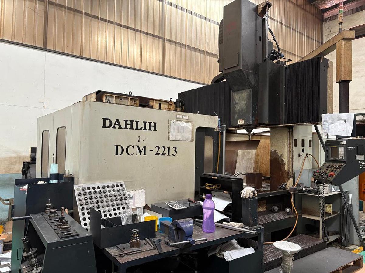 Used Dahlih DCM-2213 Double Column Machining Center Year 2008 