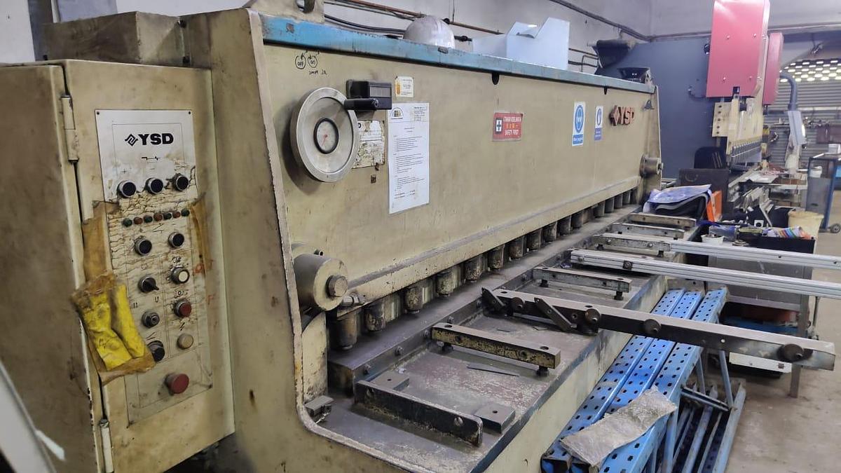 Used YSD Shearing Machine