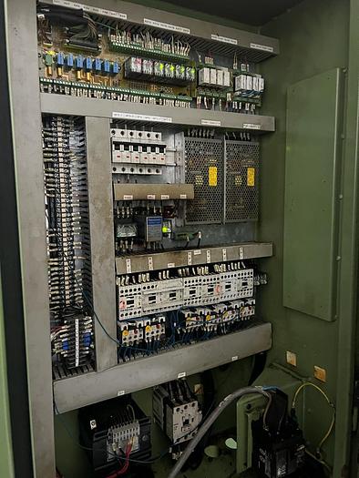 Used Trident TR-513A Year 2007 Vertical Machining Center