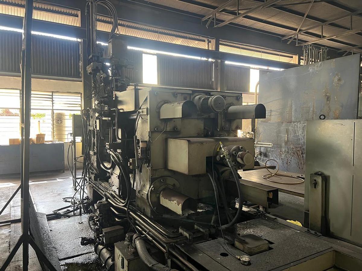 Used TOYO 350T Model BD-350V3-CM Year 2000 Die Casting Machine