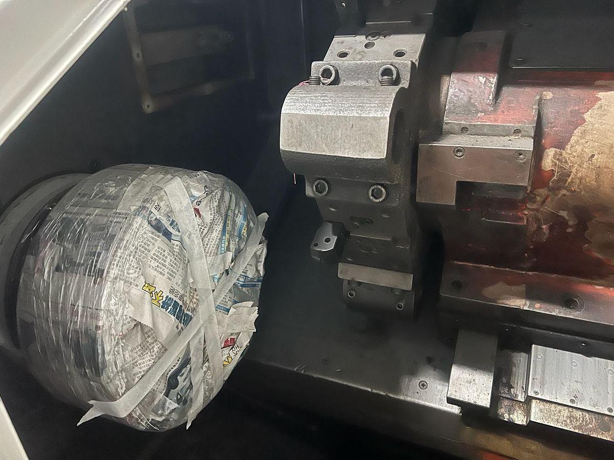 Used Takisawa TC-30 CNC Lathe Year 1998