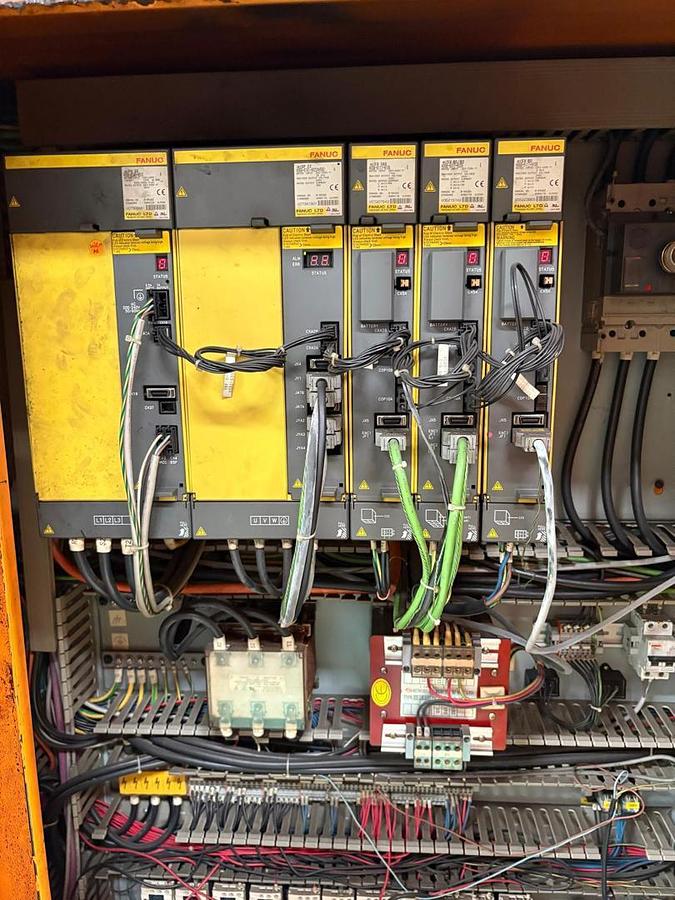 Used Dahlih DCM-2213 Double Column Machining Center Year 2008 