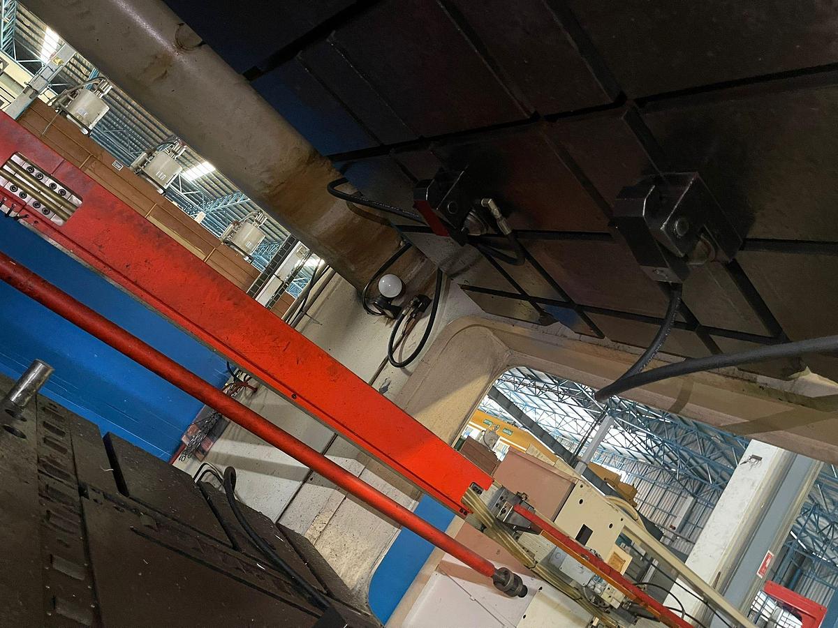 Used Kukil KDH-300E High Speed Stamping Machine Year 2011