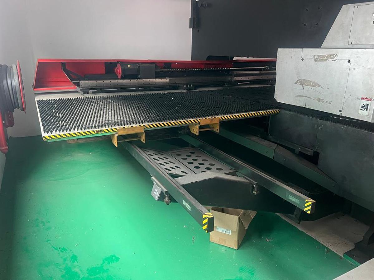 Used Amada AC2510 NT CNC Turret Punch Press