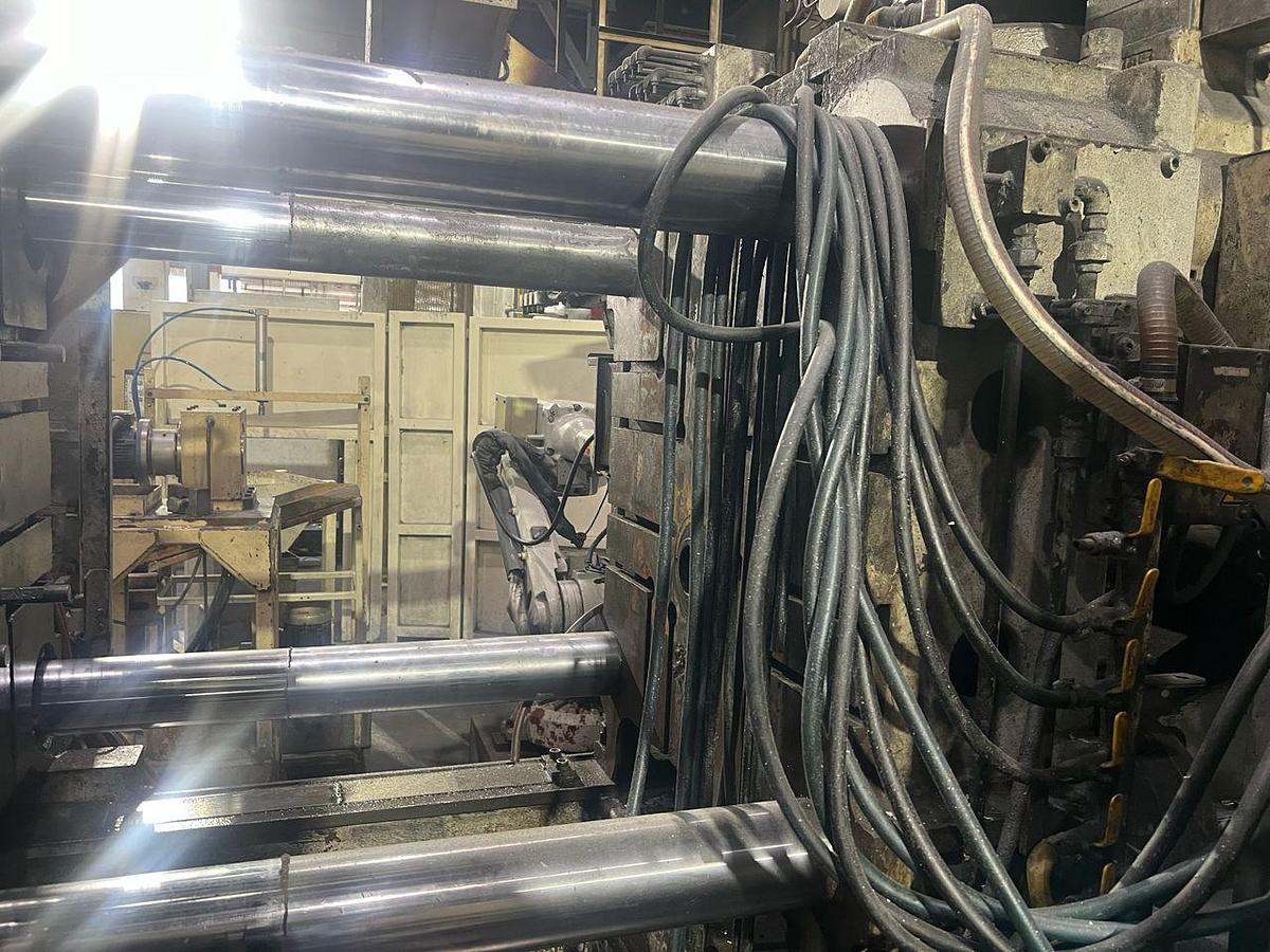 Used UBE UB375iS Die Casting Machine Year 2010