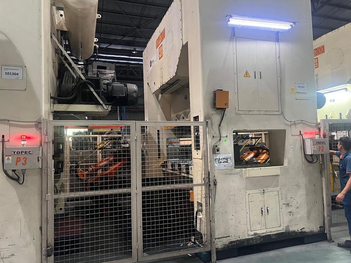 Used Sino LDP300T Tandem Press with 6 Press Year 2010