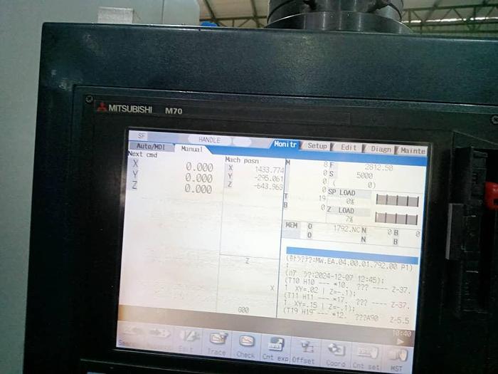 Used Year 2017 Pinnacle QV159 Vertical Machining Center 