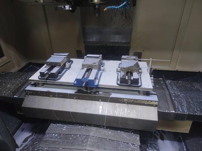 Used Year 2010 Etec 1166 Vertical Milling Machine 