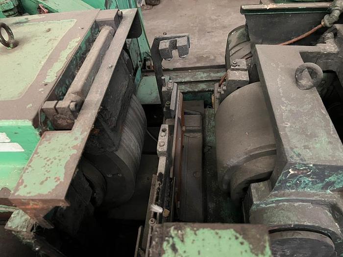 Used KOYO C4520FS Centerless Grinding Machine 