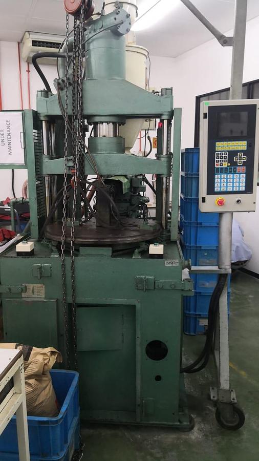 Used Nissei 80T Vertical Injection Molding Machine