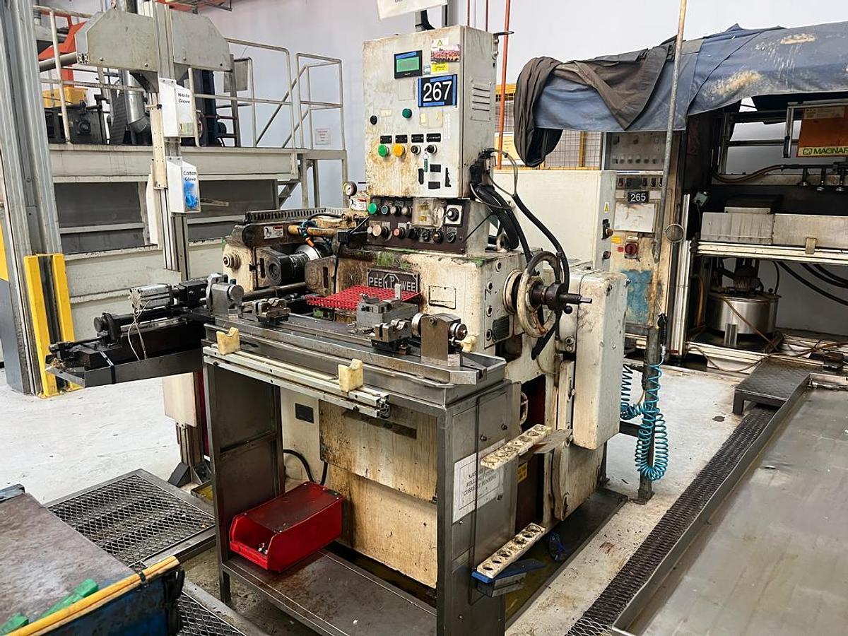 Used PEE WEE P20U Thread Rolling Machine