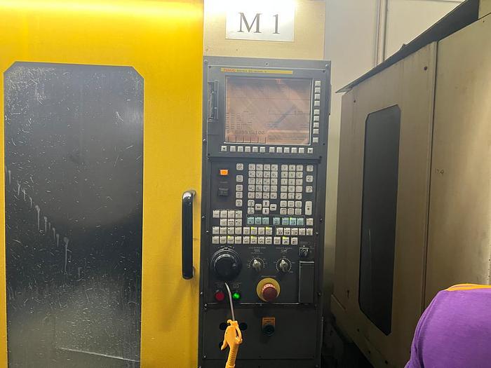 Used Fanuc Robodrill α-T21iEe Year 2008 CNC Vertical Machining Center