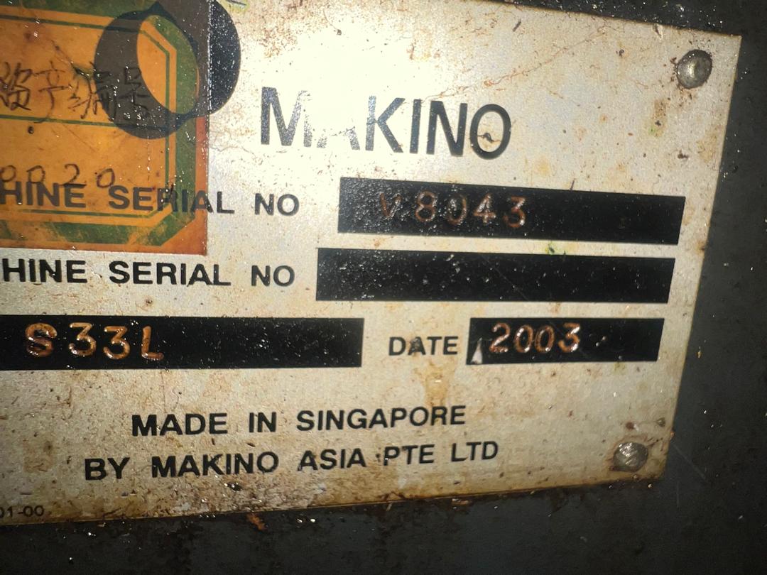 Used Makino S33L Vertical Machining Center Year 2003
