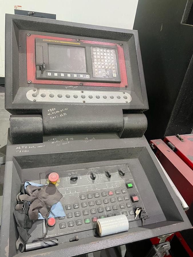 Used Leader RH4-35 Moving Column Machining Center