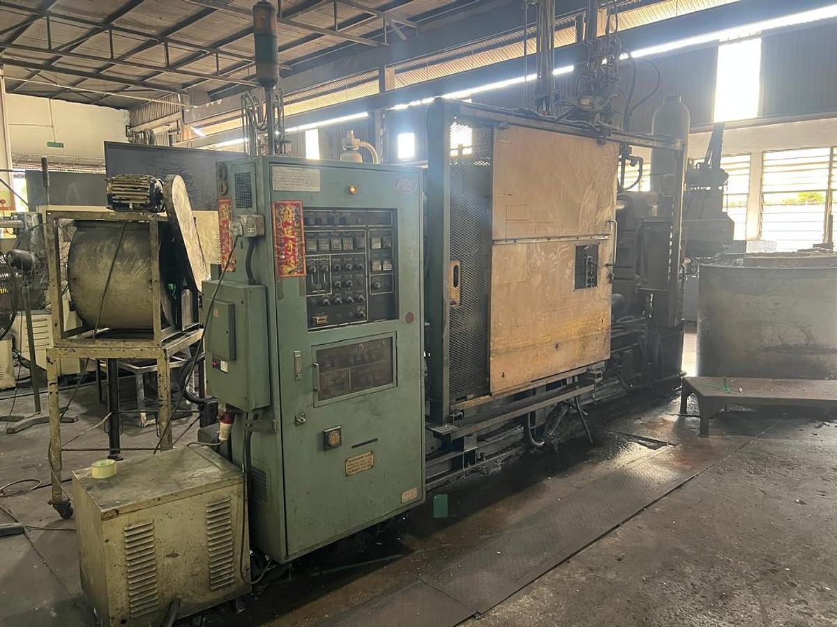 Used Toyo BD-350V2-CW Die Casting Machine Year 1994
