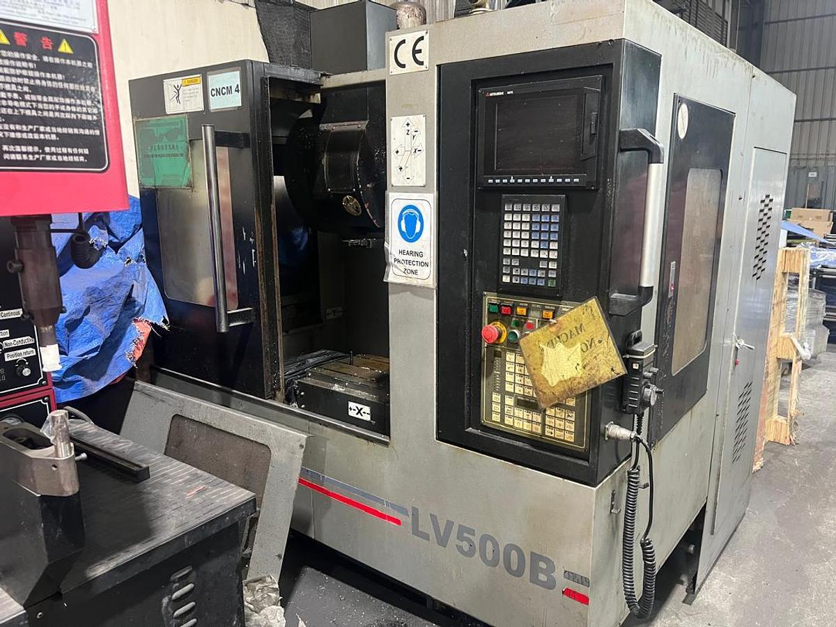 Used Pinnacle LV500B Vertical Machining Center Year 2009