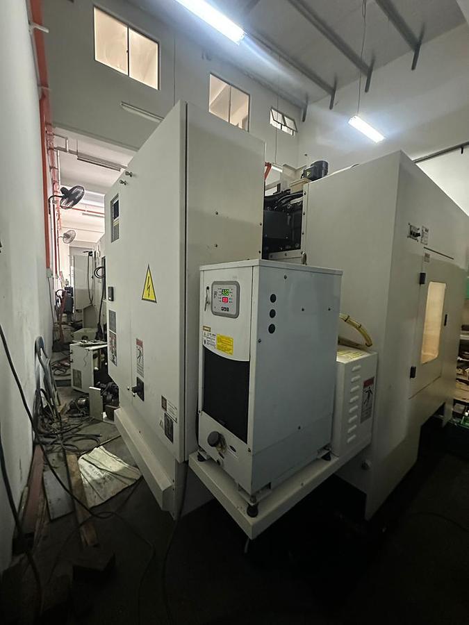 Used Litz DV-800 Vertical Machining Center Year 2018