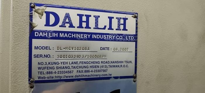 Used DAHLIH DL-MCV1020BA Year 2007 Vertical Machining Center