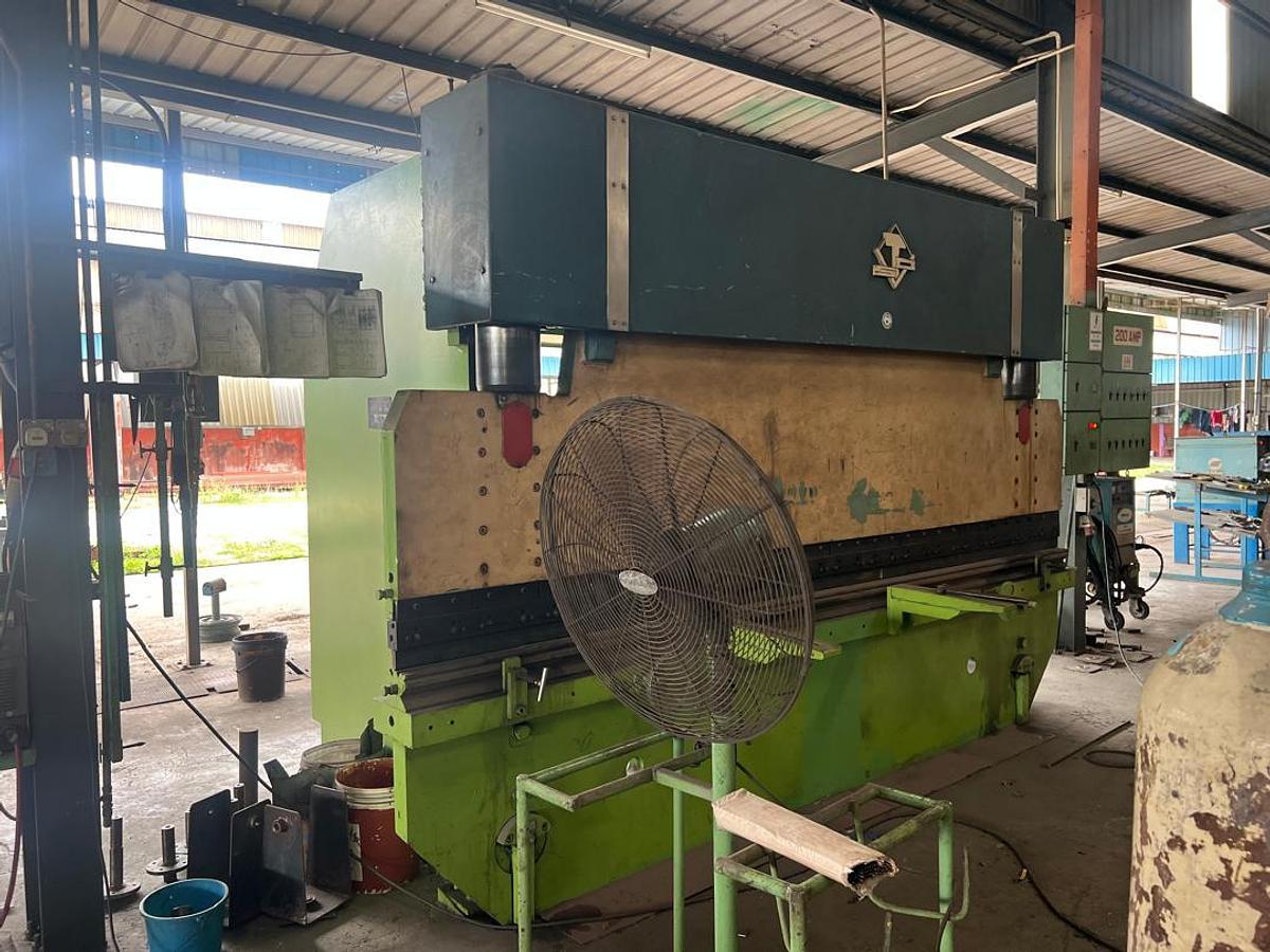 Used Tian Shui W67Y - 160/4000 Hydraulic Press Brake Year 1996